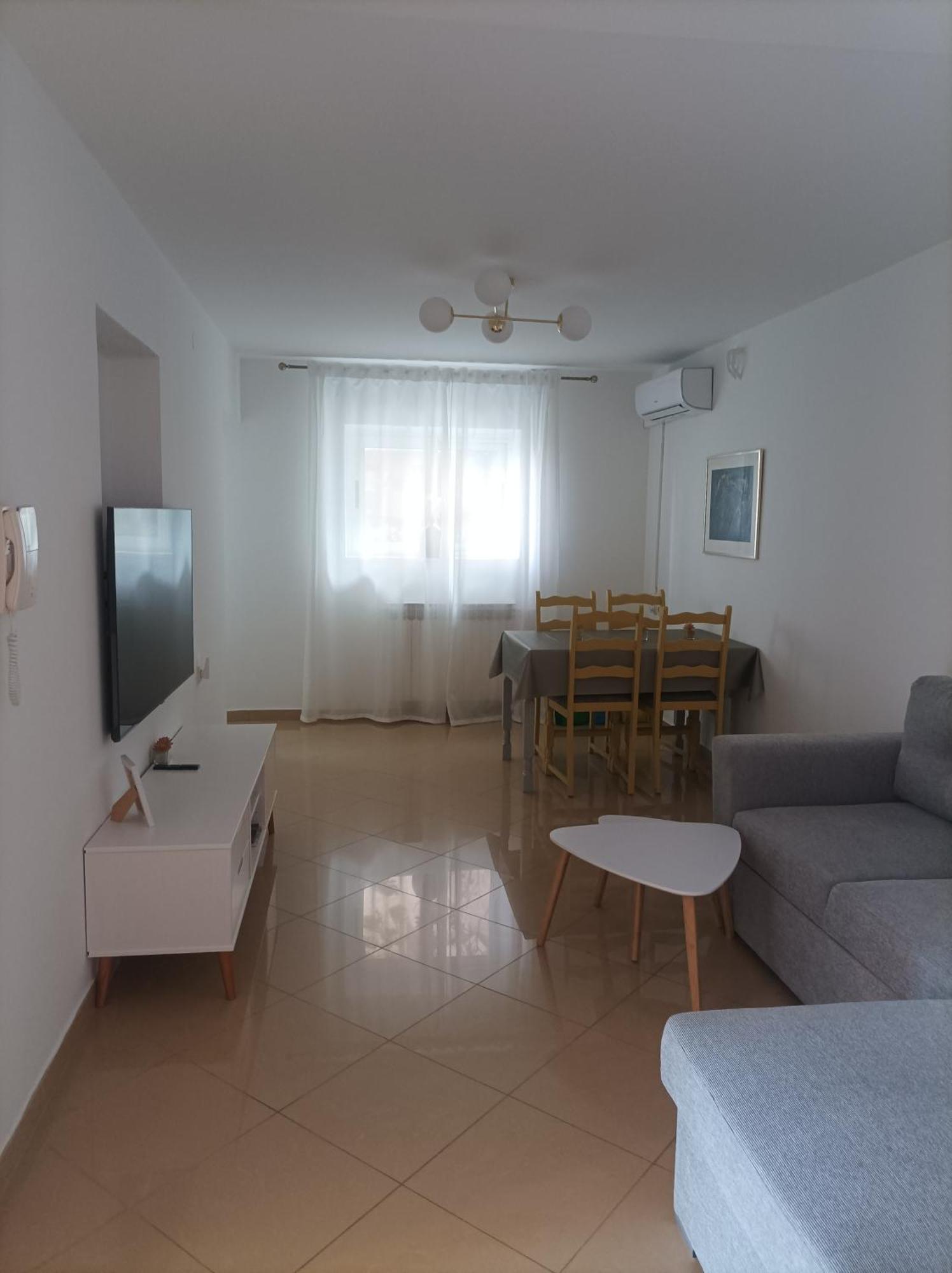 Neda Apartmani 말리로시니 외부 사진